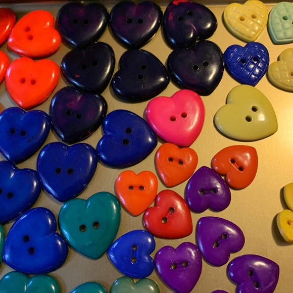 Colorful Heart Shaped Buttons Set - Picture 5 of 8